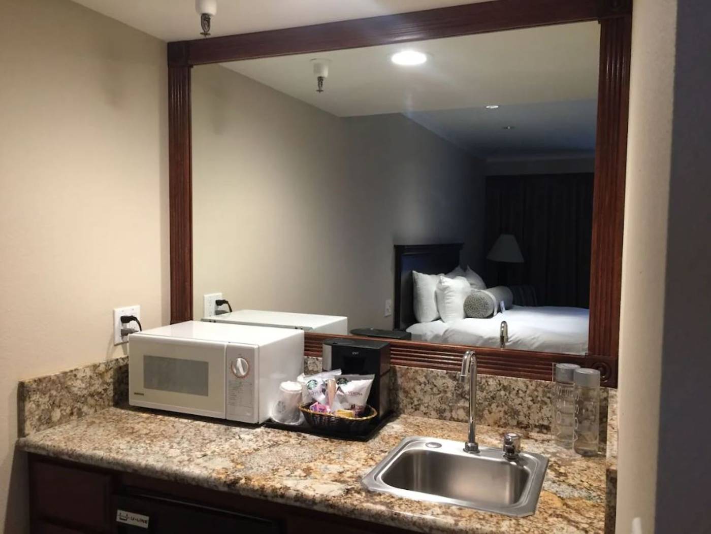 Coast-Anabelle-Room-14