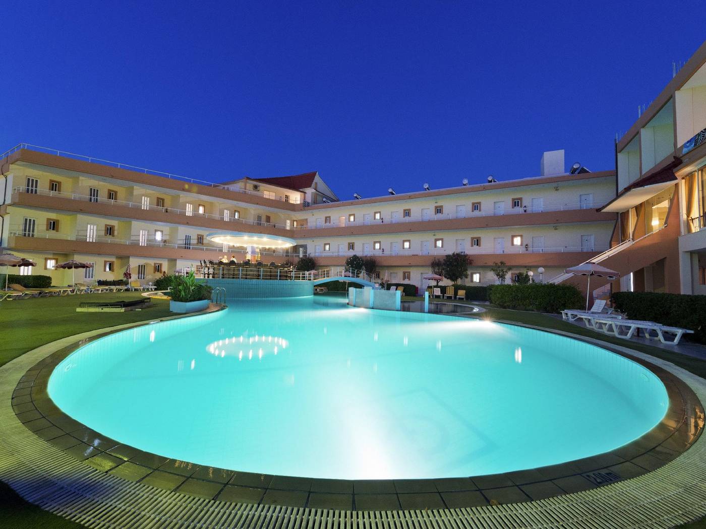 Bayside-Hotel-Katsaras-Pool-1