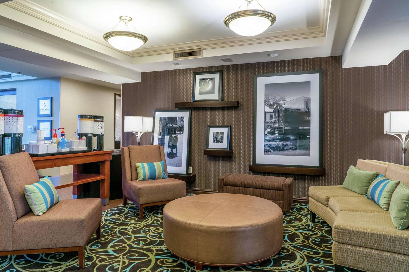 Hampton Inn & Suites Valley Forge/Oaks-United States-PHOENIXVILLE-Lobby-6