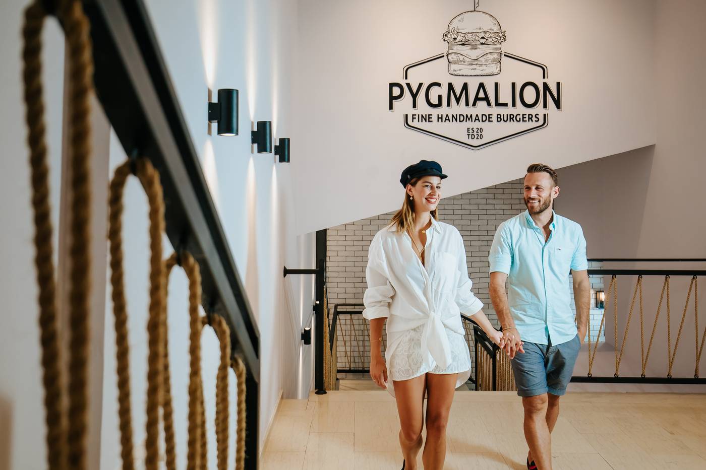 Louis-Imperial-Beach-Restaurant-36