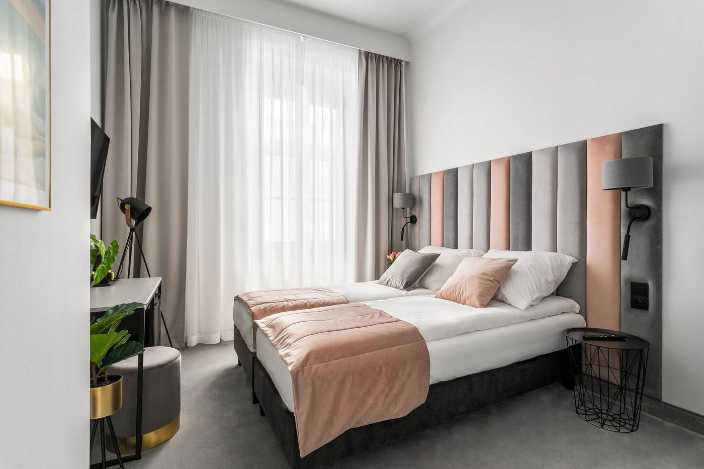 Old-Town-Residence---Premium-Aparthotel-Room-12