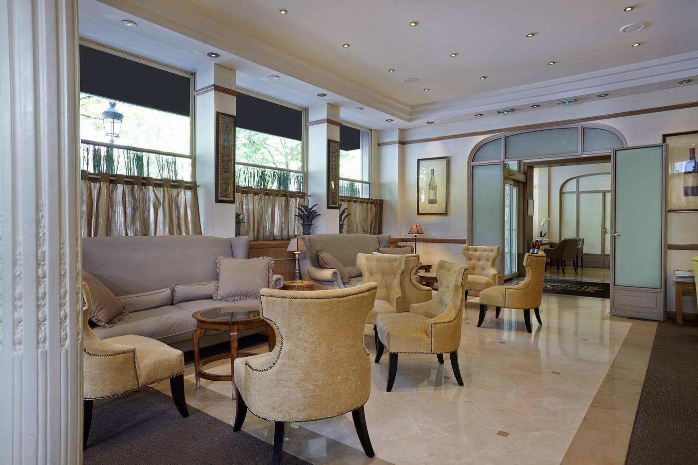 Royal-Arc-de-Triomphe-Bar-8