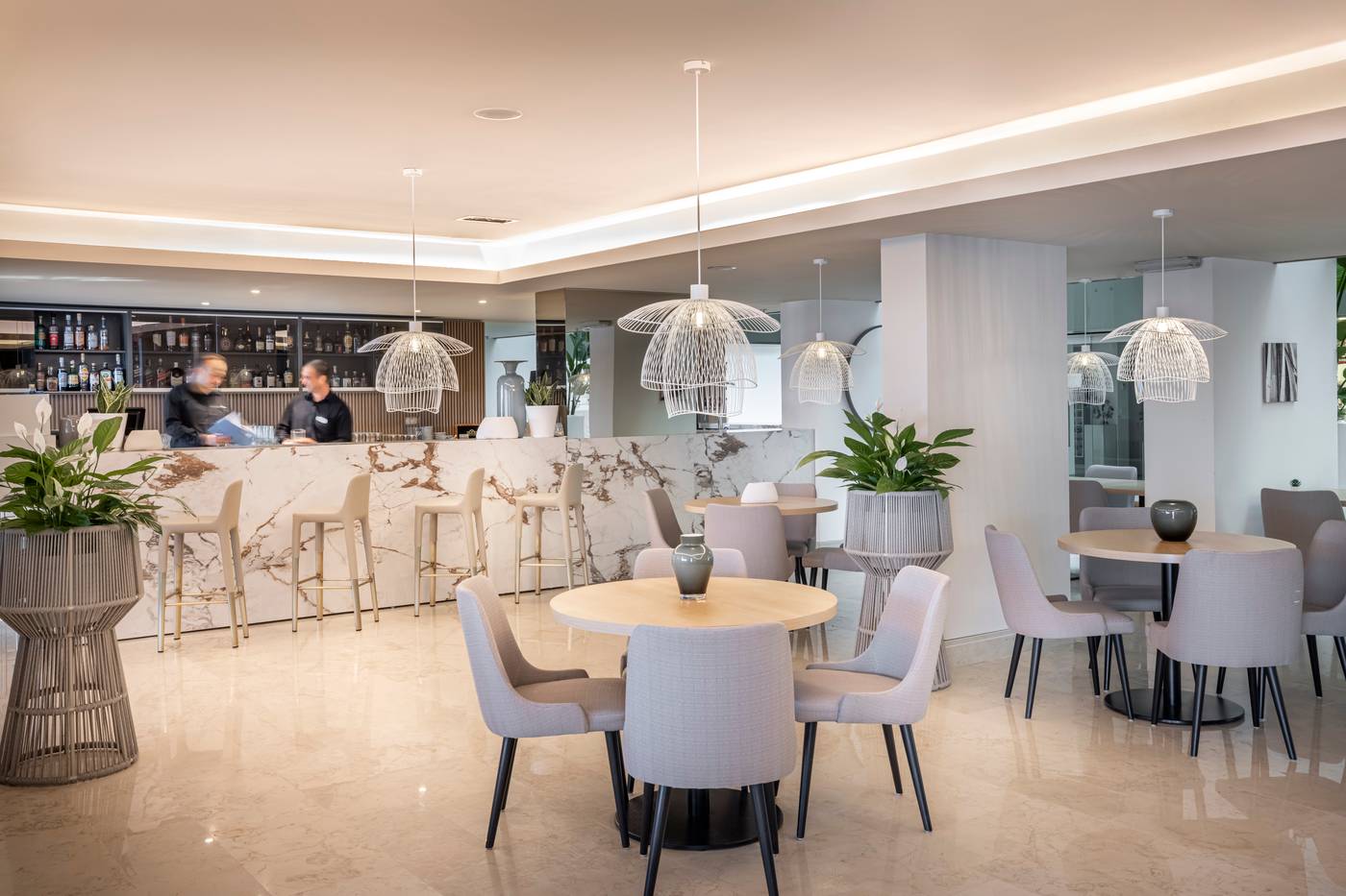 Valamar-Lacroma-Dubrovnik-Hotel-Bar-37