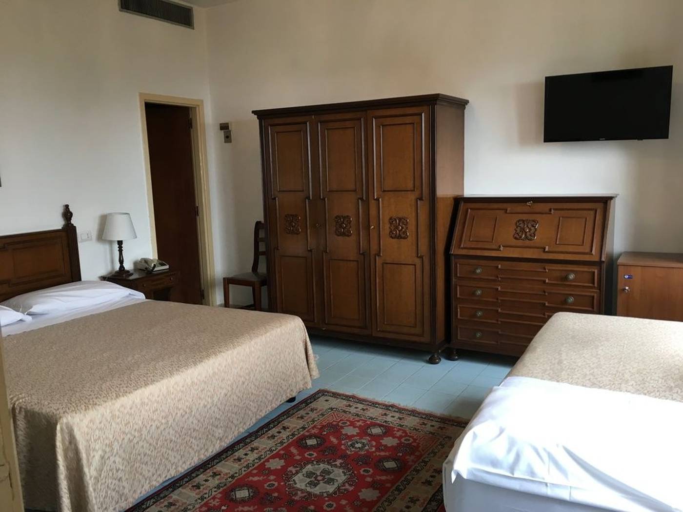 Mediterranee-Hotel-Room-13