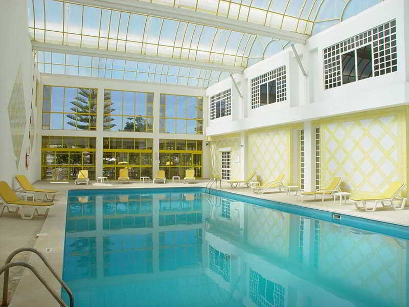 Clube-Hotel-Apartamento-do-Algarve-Pool-12