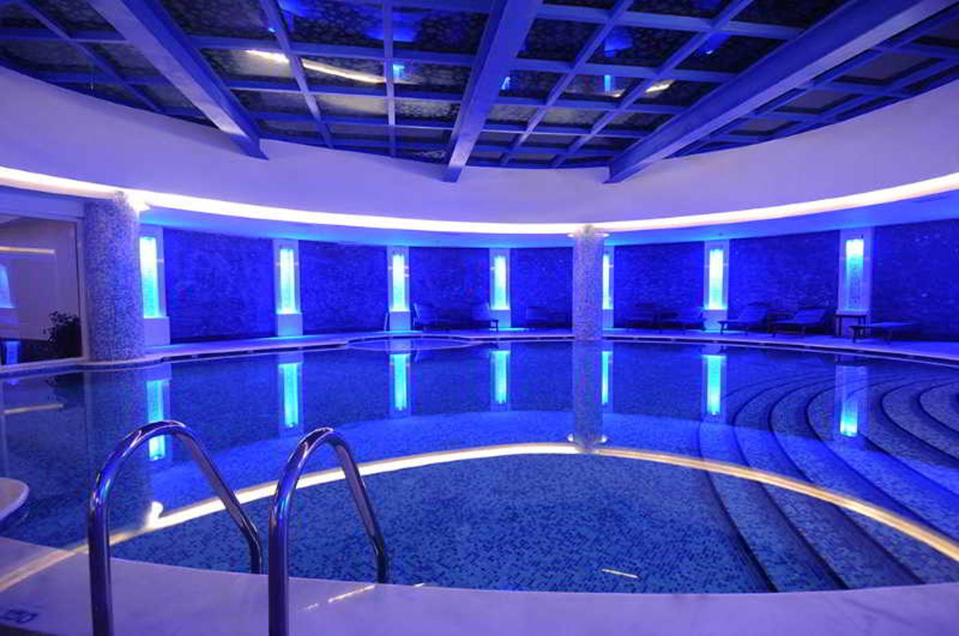 Gold-Island-Hotel-Pool-50