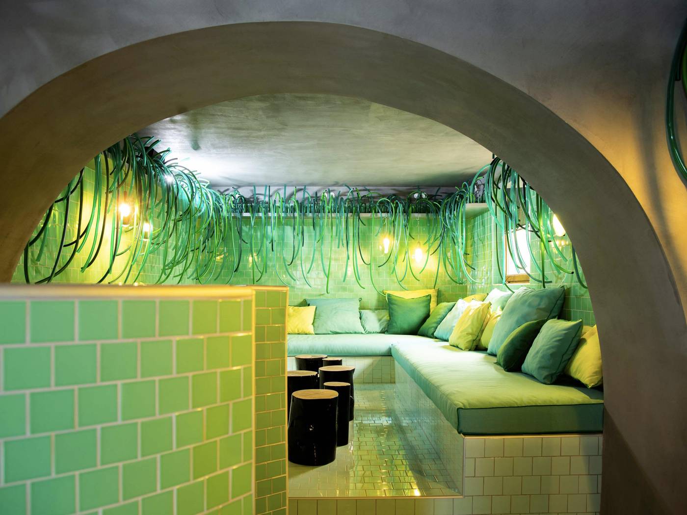 25hours-Hotel-Piazza-San-Paolino-Sports-and-Entertainment-11