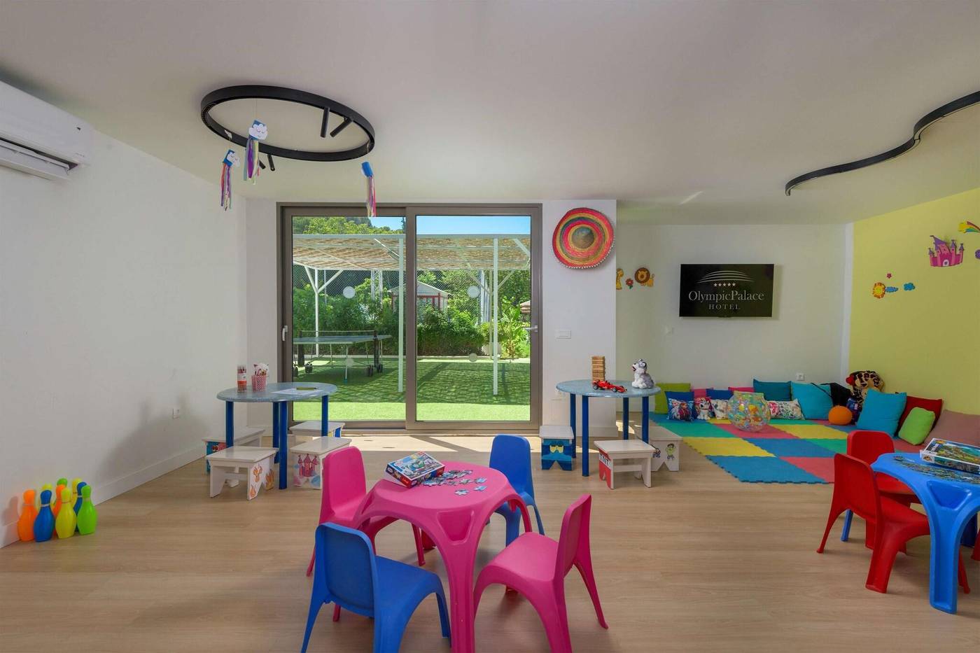 Olympic-Palace-Resort-Hotel---Convention-Center-Sports-and-Entertainment-65