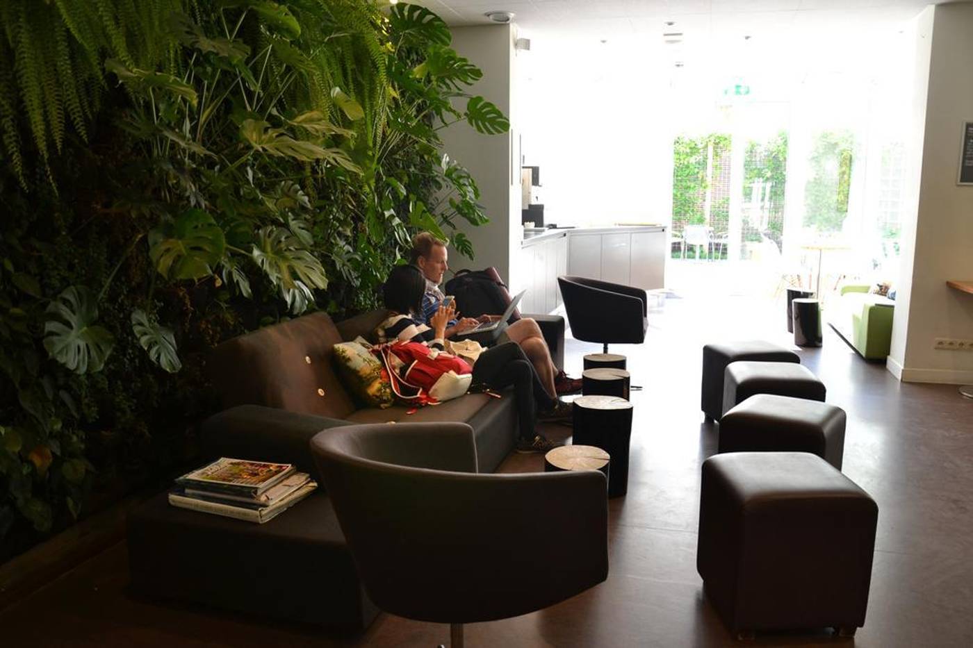 Conscious-Hotel-Museum-Square-Lobby-11