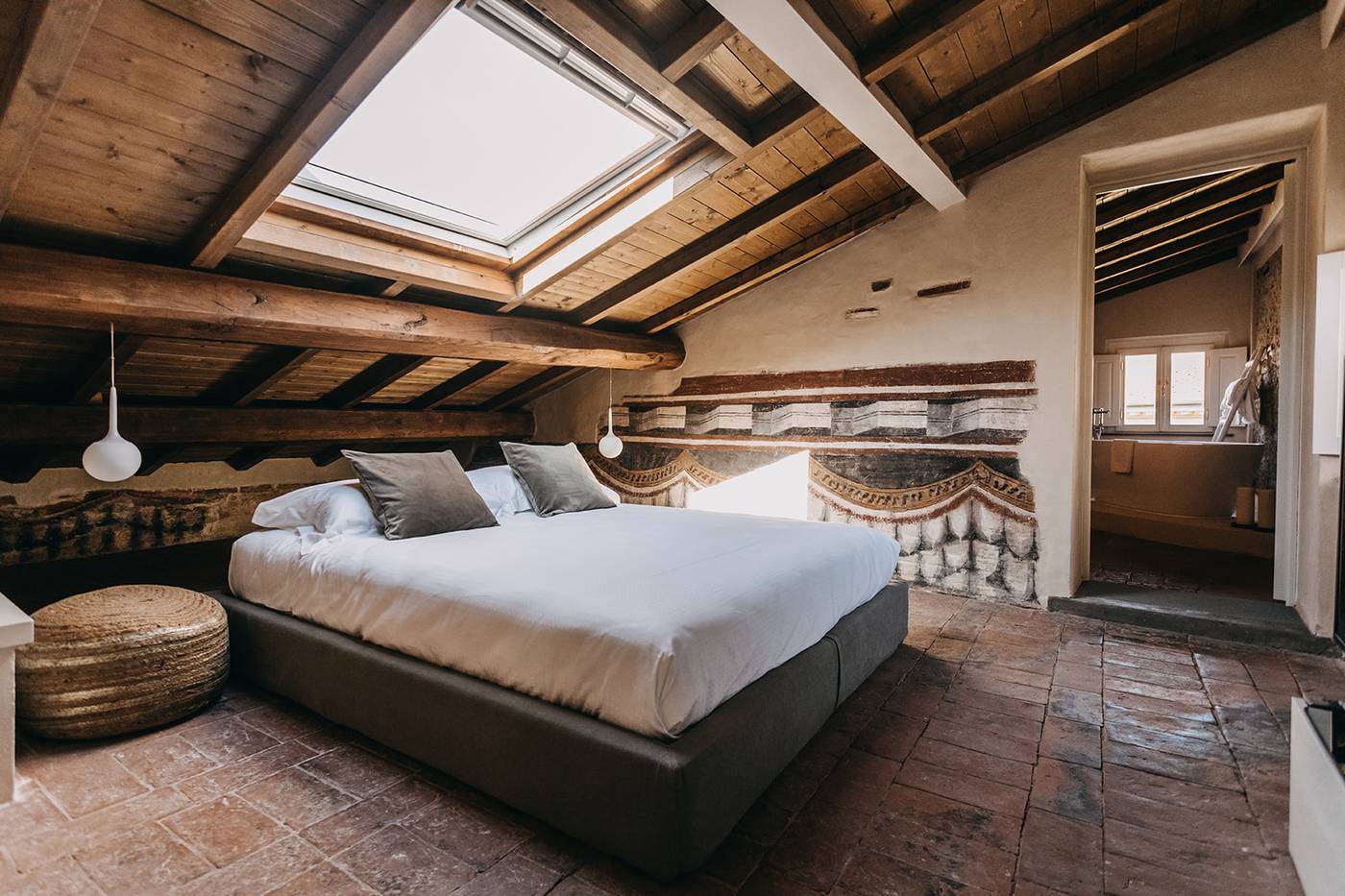 Palazzo-Feroci-Room-24