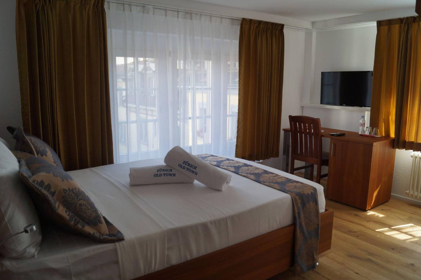Hotel Old Town-Switzerland-Zã¼Rich-General view-1
