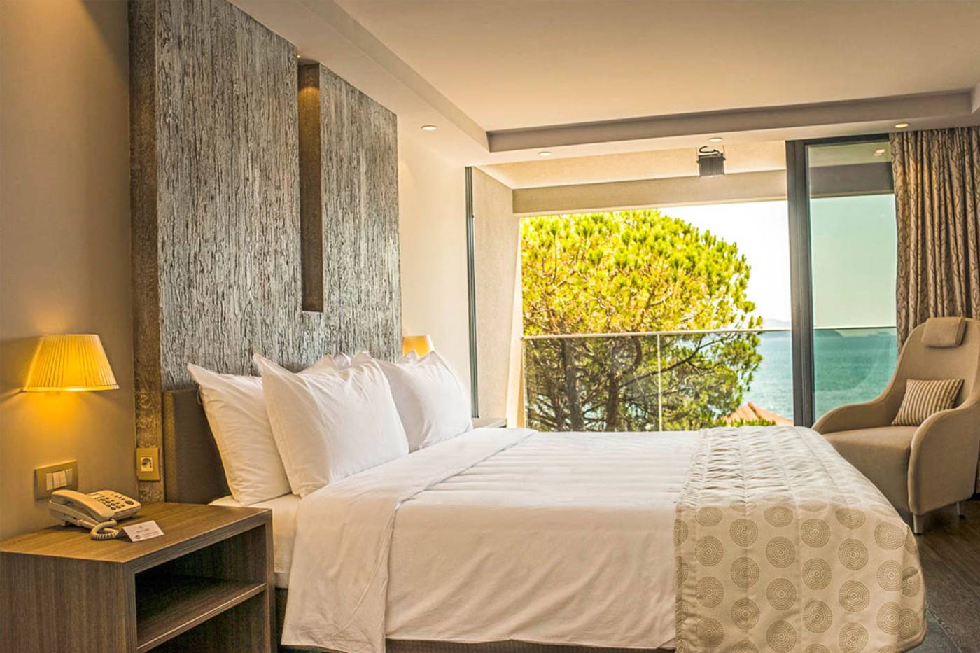 Palmon-Bay-Hotel---Spa-Room-20