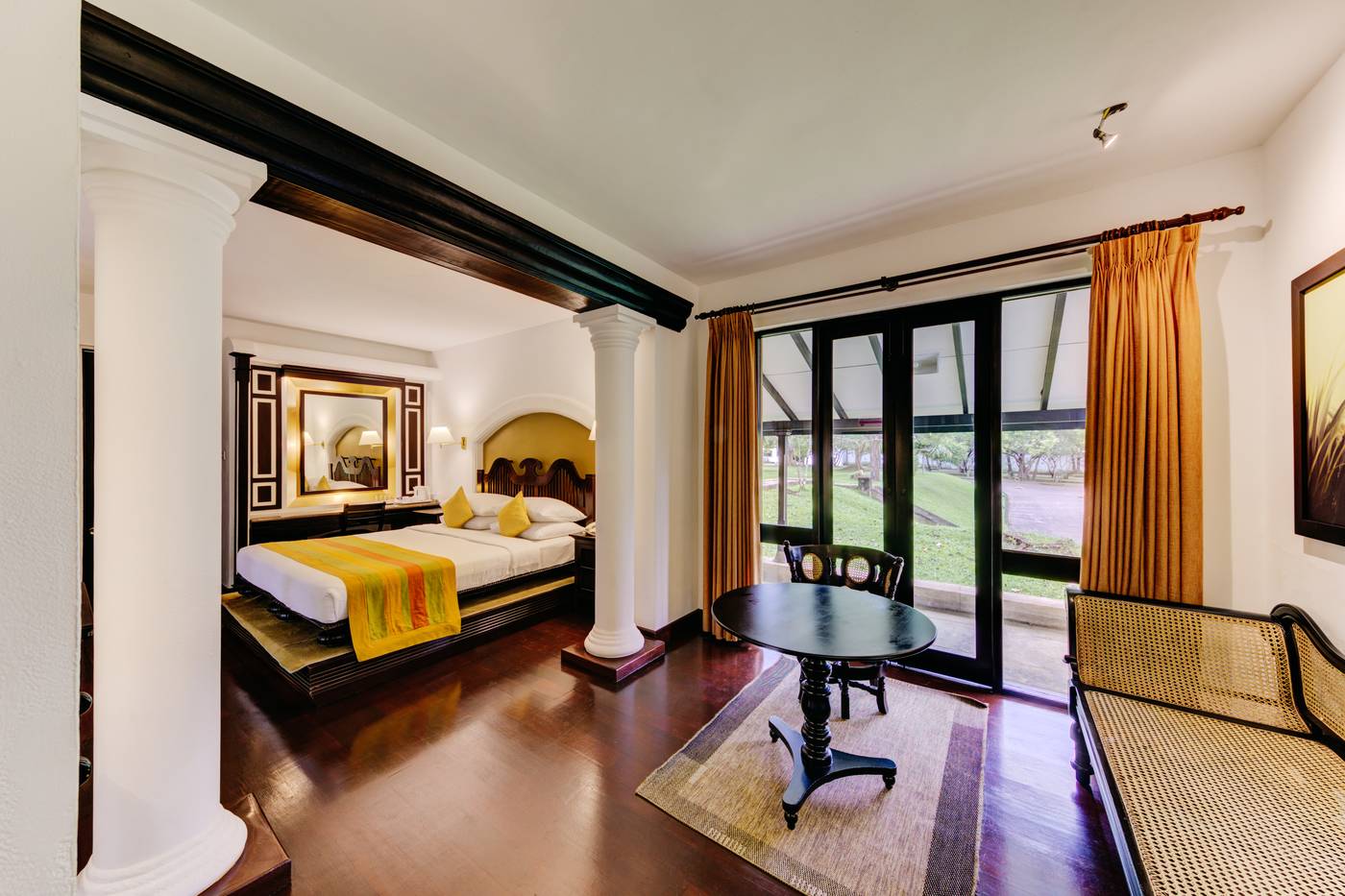 Cinnamon-Lodge-Habarana-Room-24