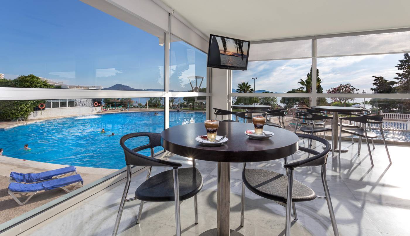 Hotel-Cavanna-Bar-17