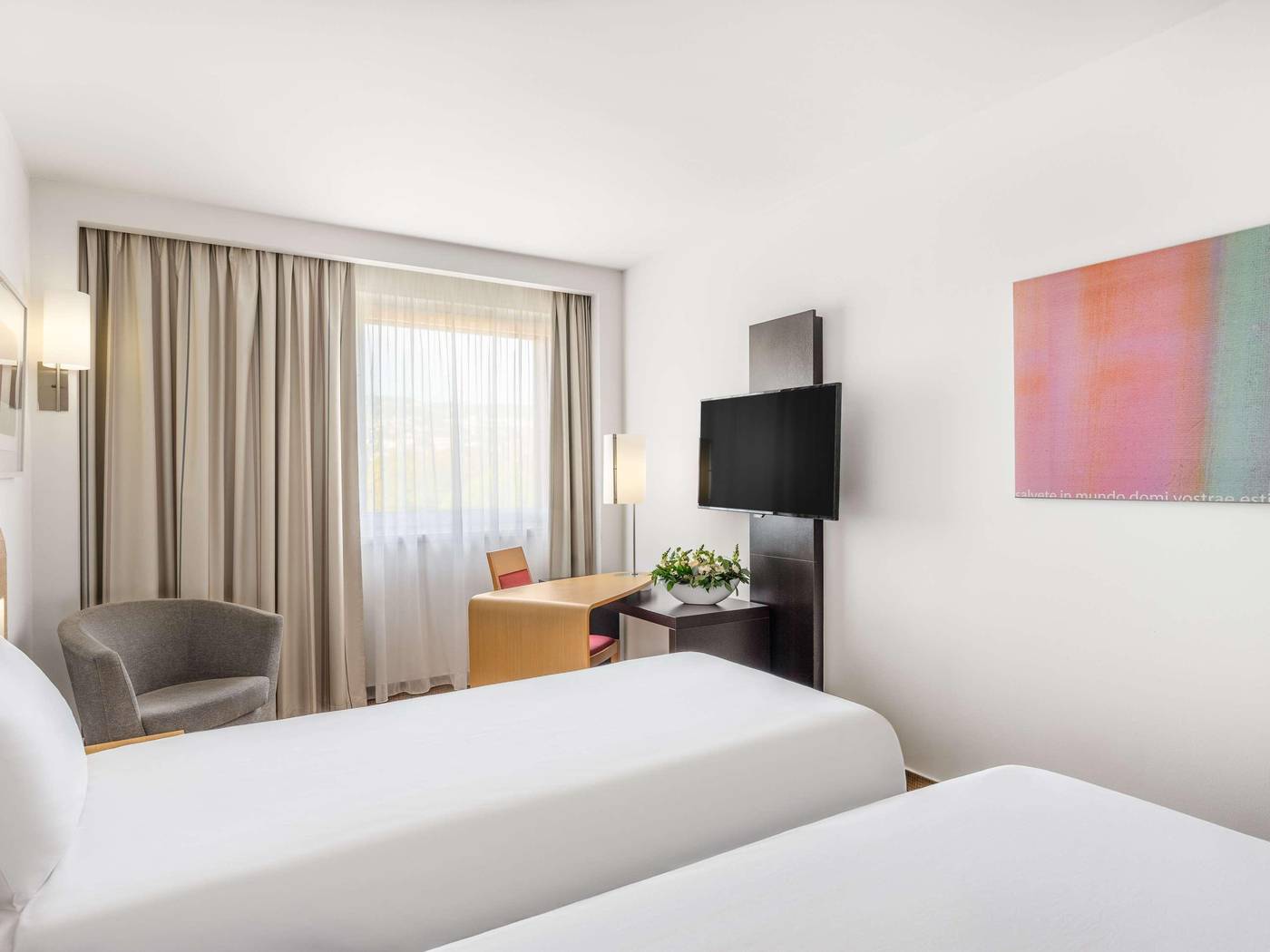 Novotel-Budapest-City-Room-40