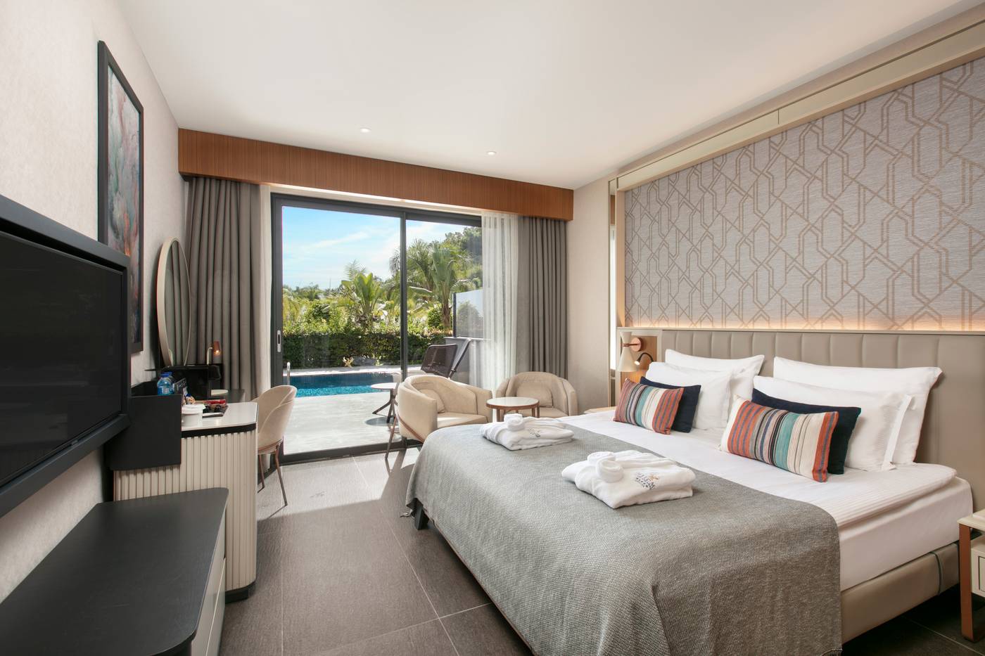 Mylome Luxury Hotel & Resort