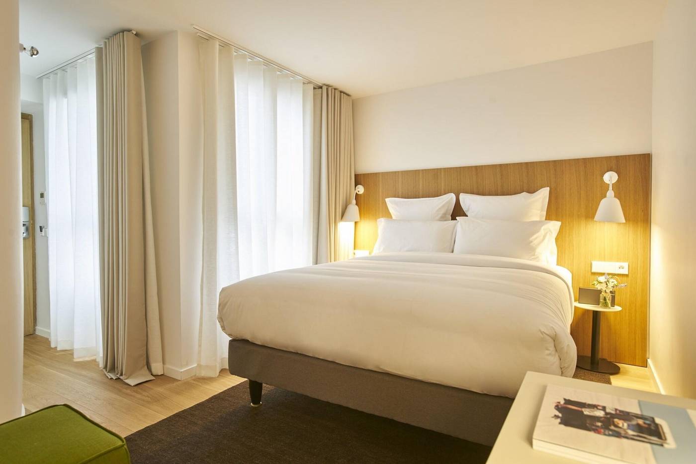 9hotel-Republique-Room-24