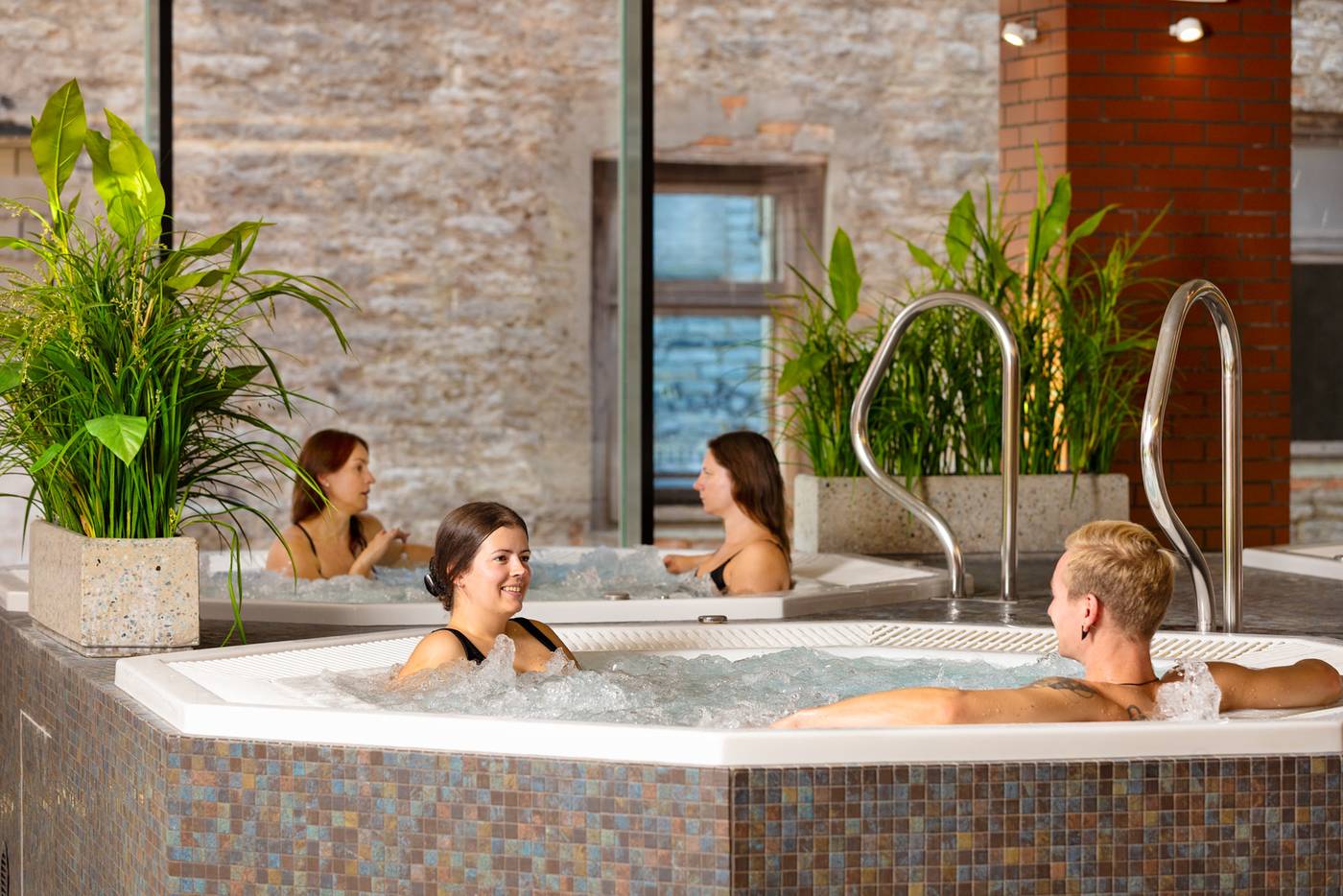 Metropol-Spa-Hotel-Pool-32