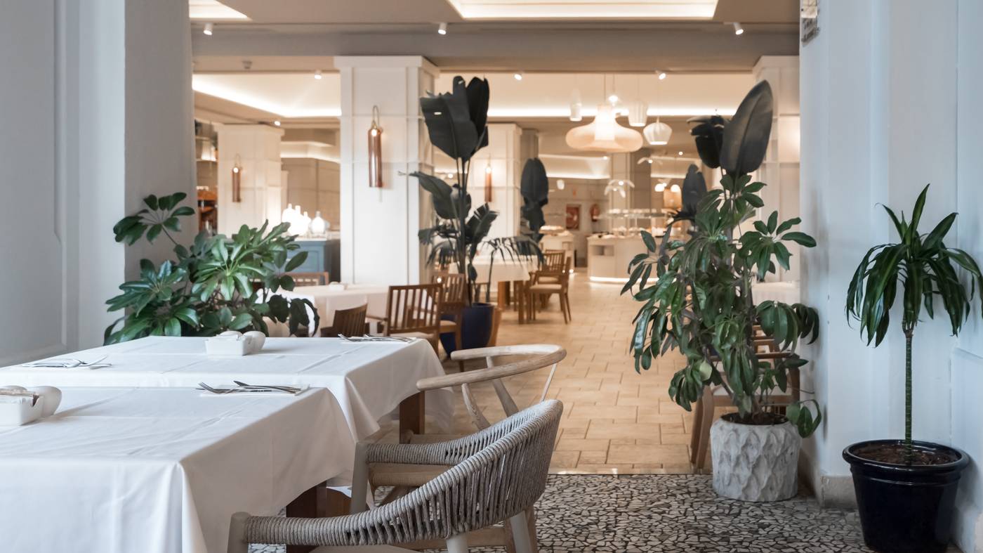 SH-Villa-Gadea-Restaurant-53