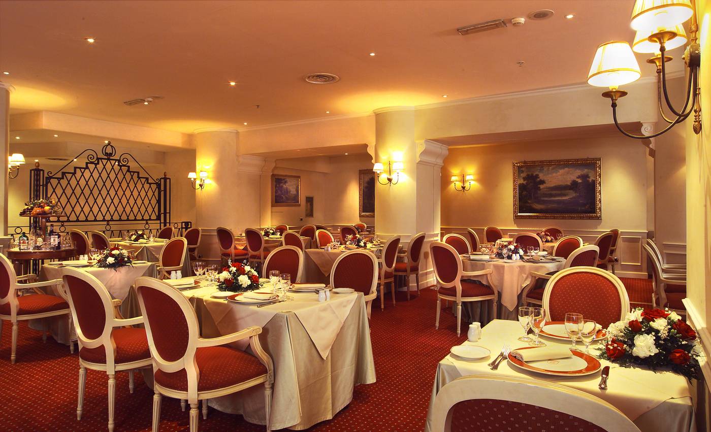 Grand-Hotel-Barone-Di-Sassj-Restaurant-14