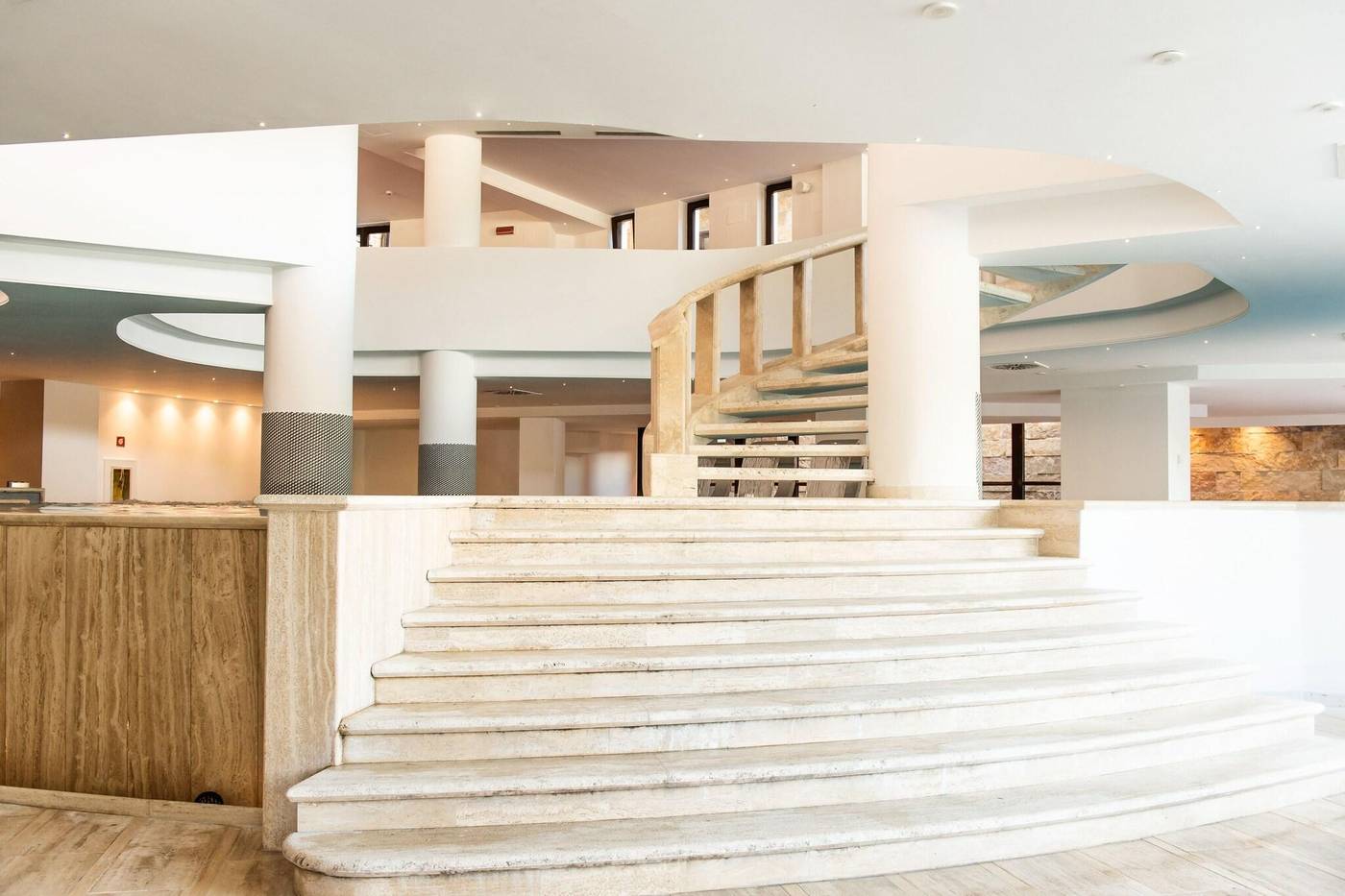 Aqua-Montis-Resort---Spa-Pool-10