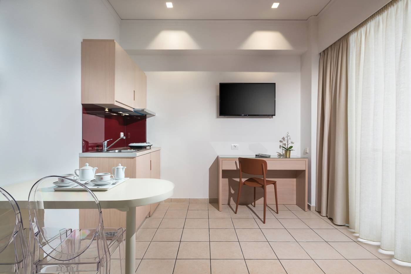 Alexandra-Room-15
