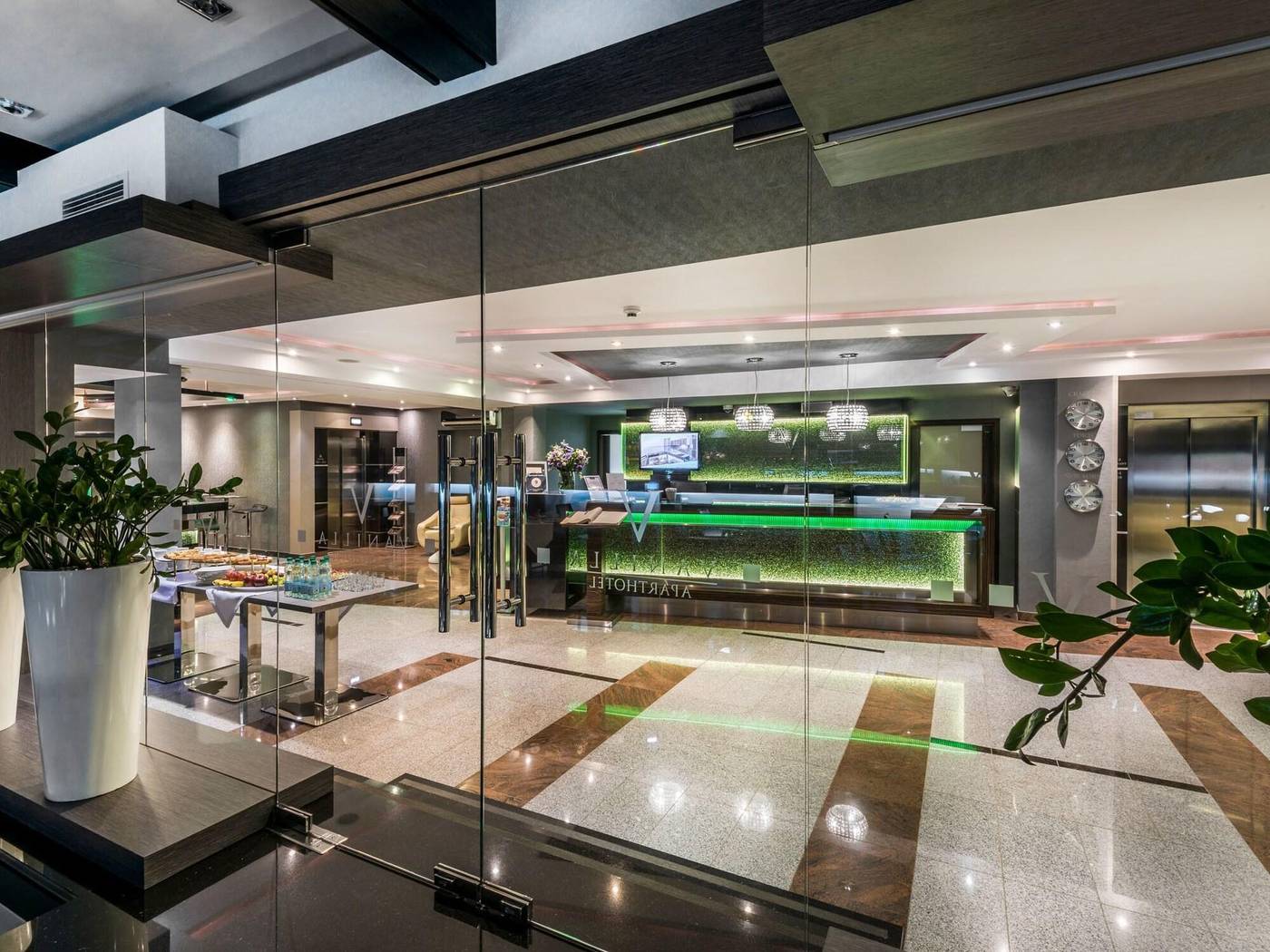 Vanilla-Aparthotel-Lobby-5