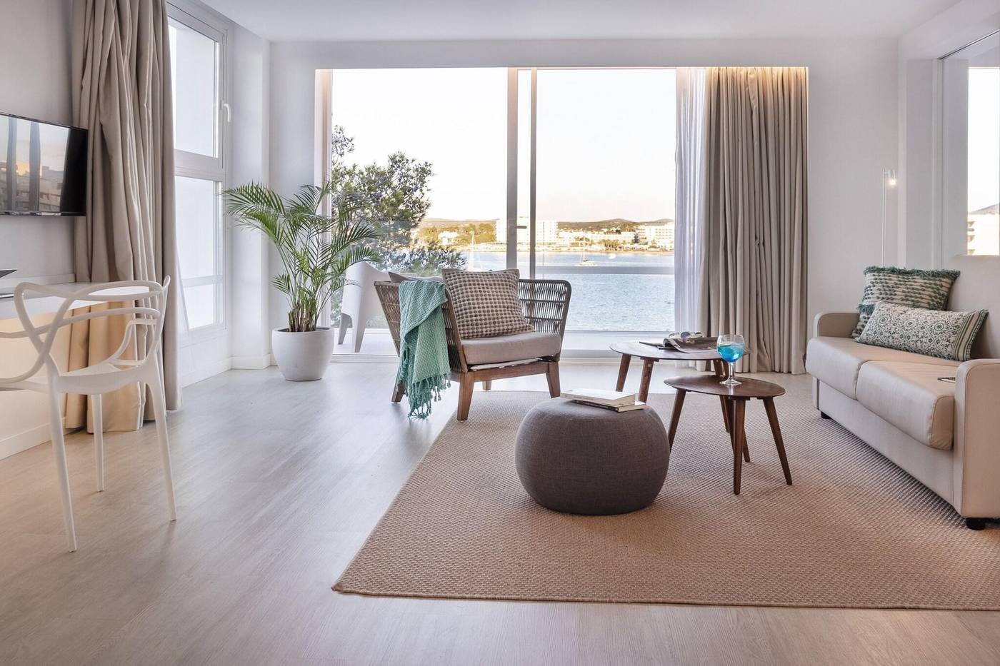 Els-Pins-Resort---Spa-Room-26