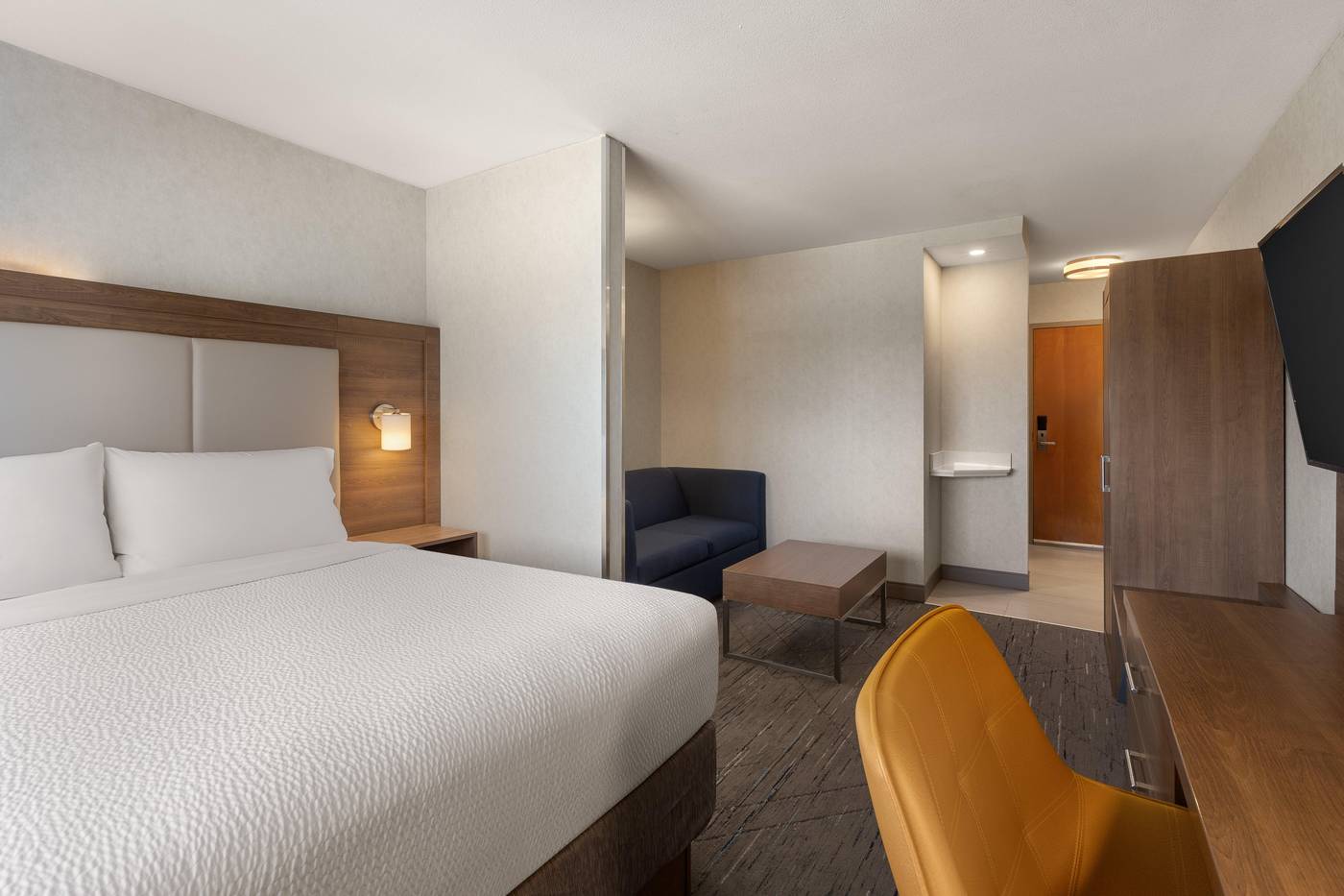 Holiday-Inn-Express-Vancouver-Airport-Richmond-Room-29