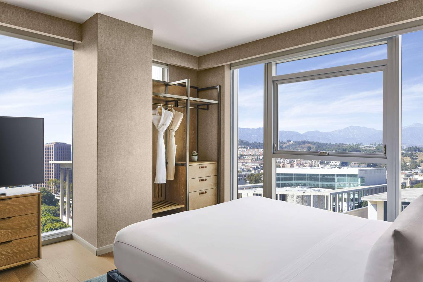 Conrad-Los-Angeles-Room-10