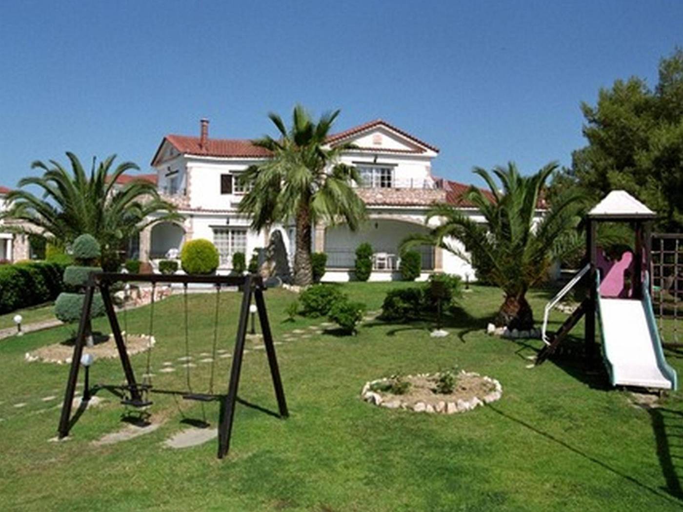 Anagenessis Village Hotel