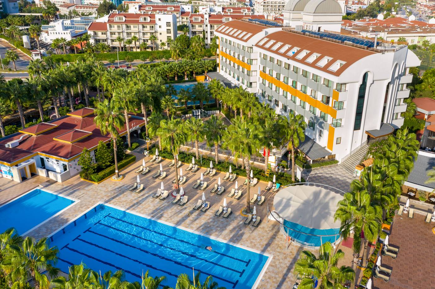 Hane Family Resort