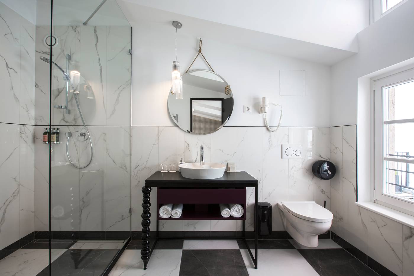 Maison-Bistro---Hotel-Room-37