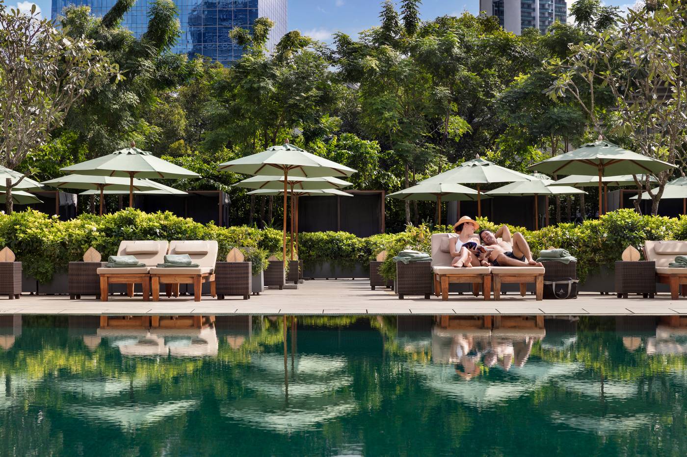 The-Sukhothai-Bangkok-Pool-32