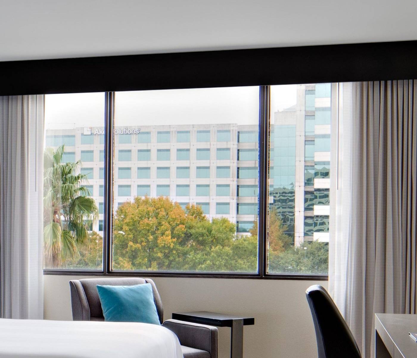 Houston Marriott Westchase-United States-HOUSTON-Room-9