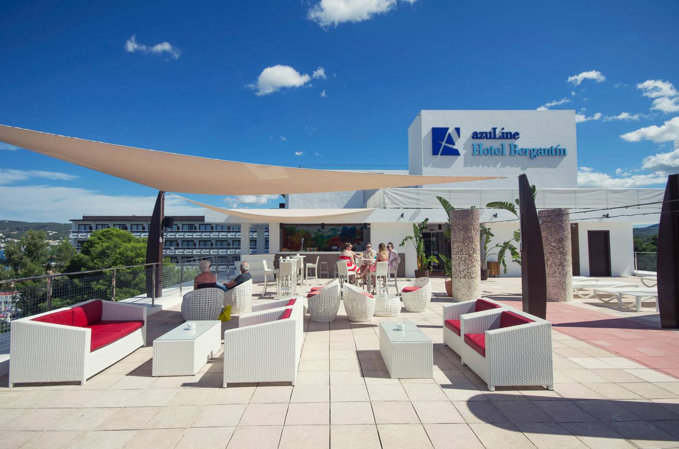 Azuline-Hotel-Bergantin-Terrace-16