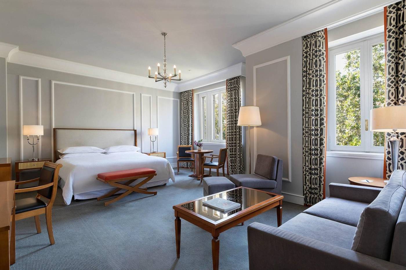 Sheraton-Diana-Majestic-Room-10