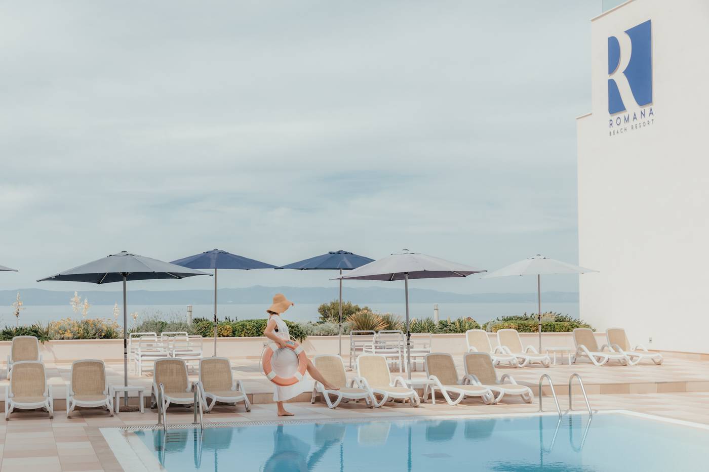 Romana-Beach-Apartments-Pool-47