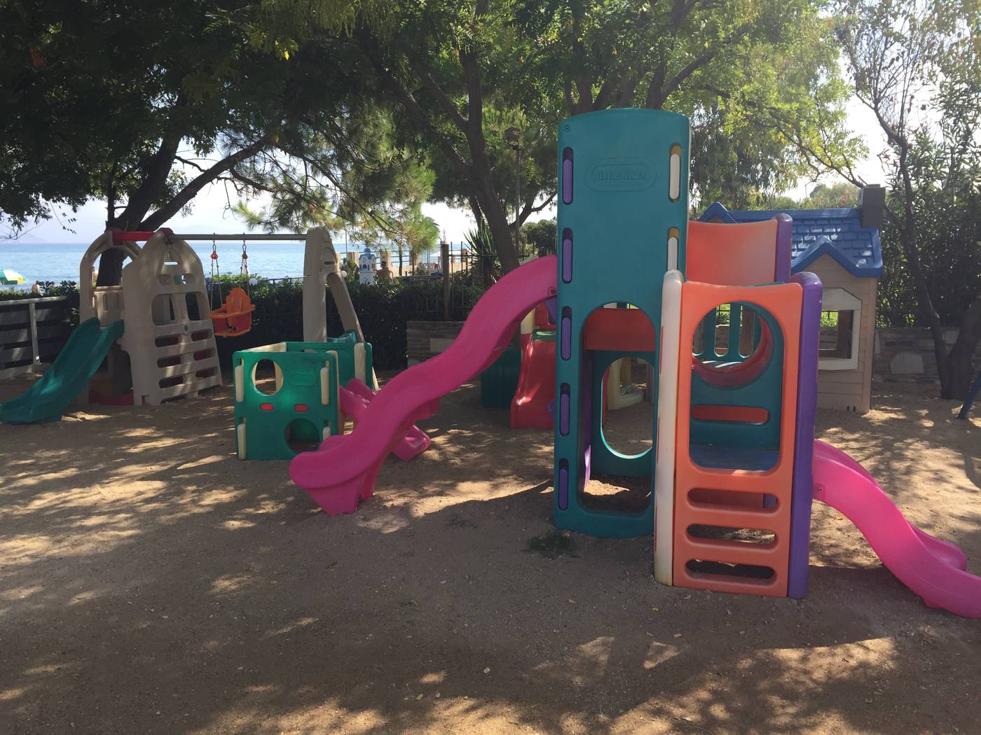 Naias-Beach-Hotel-Sports-and-Entertainment-45