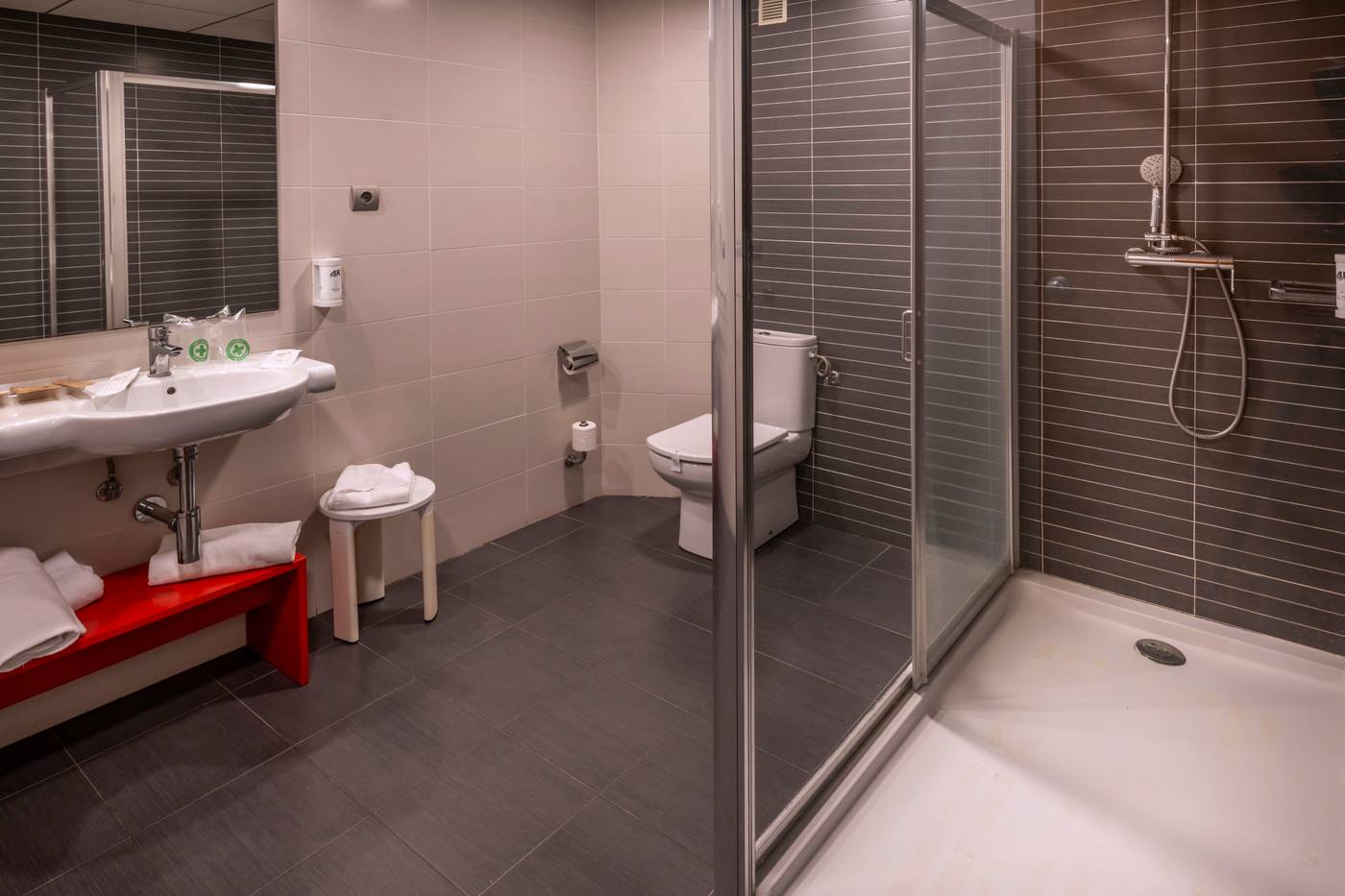 4R-Salou-Park-Resort-I-Room-29