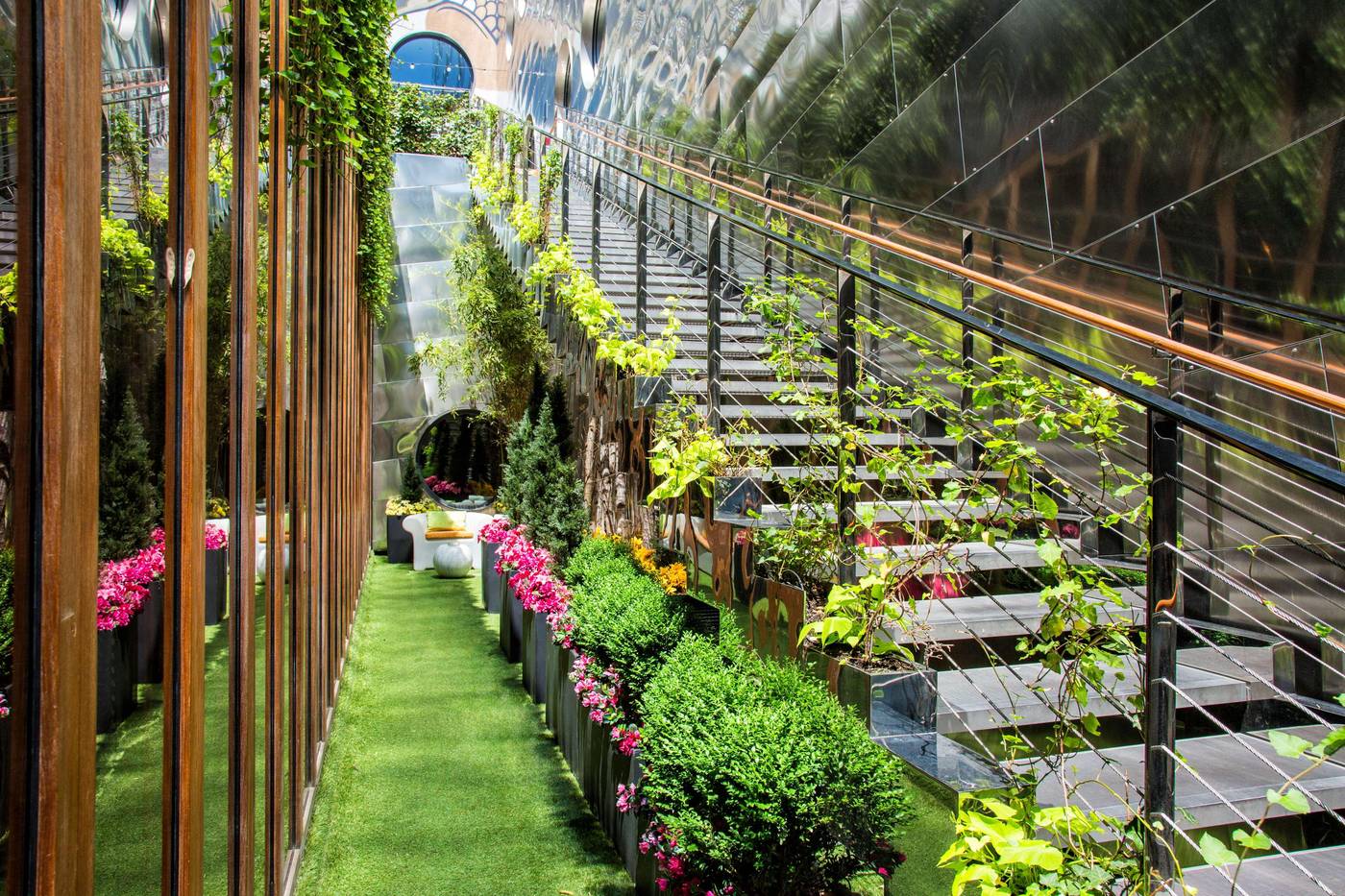 Dream-Downtown-Part-of-Hyatt-General-view-58