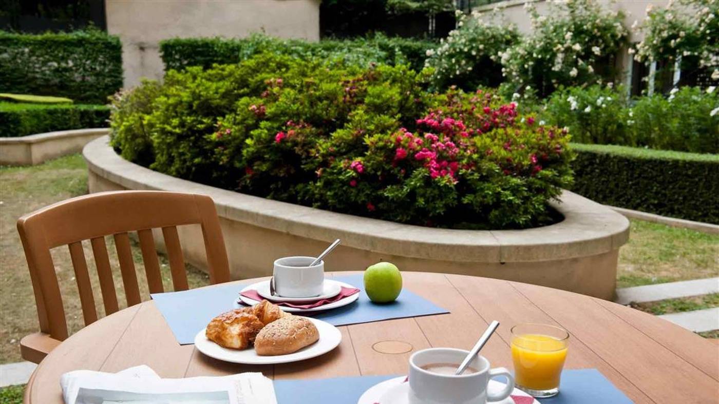 Aparthotel-Adagio-Porte-de-Versailles-Terrace-11