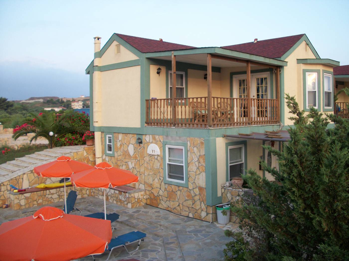 Zest---Xi-Beach-Room-11