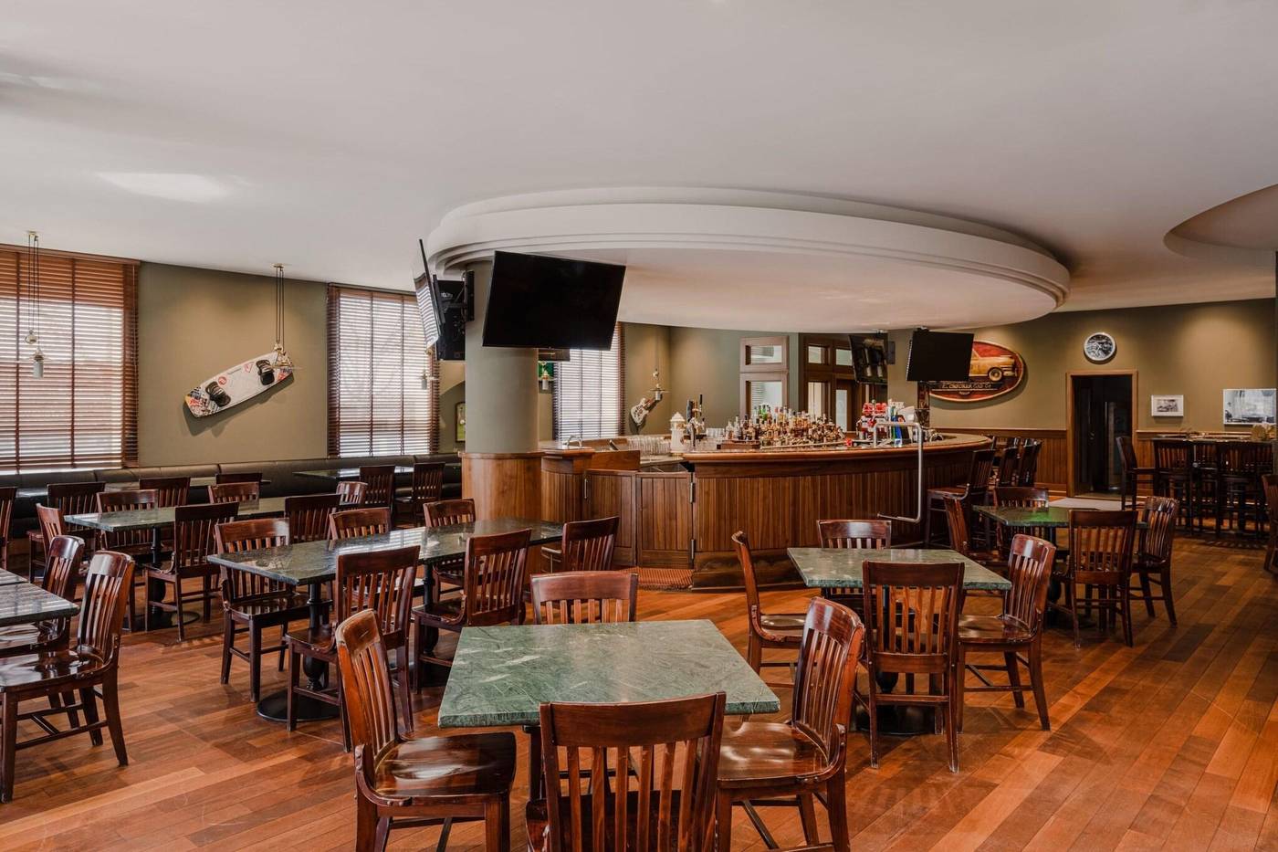 Sheraton-Grand-Krakow-Restaurant-14