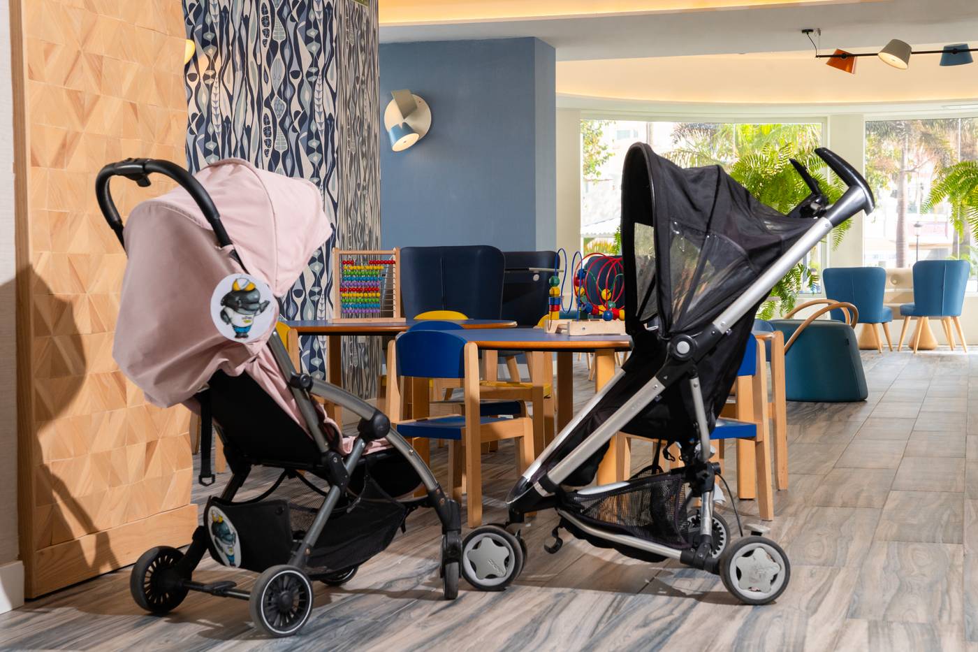 Hovima-La-Pinta-Beachfront-Family-Hotel-Lobby-66