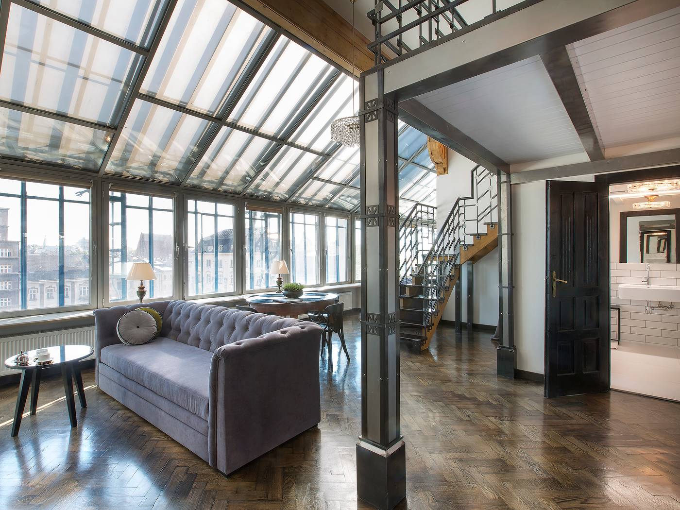 Antique-Apartments-Plac-Szczepanski-Room-4