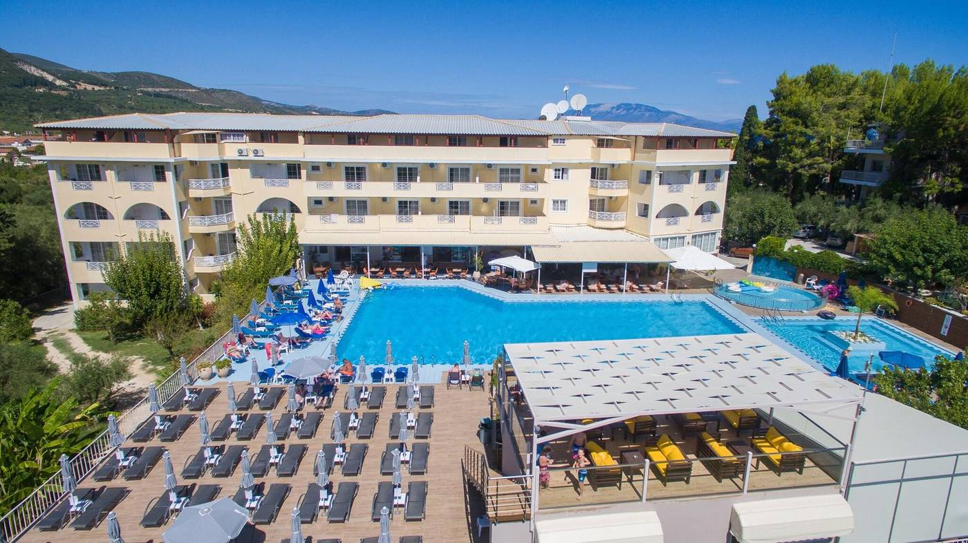 Koukounaria--Hotel---Suites-General-view-3