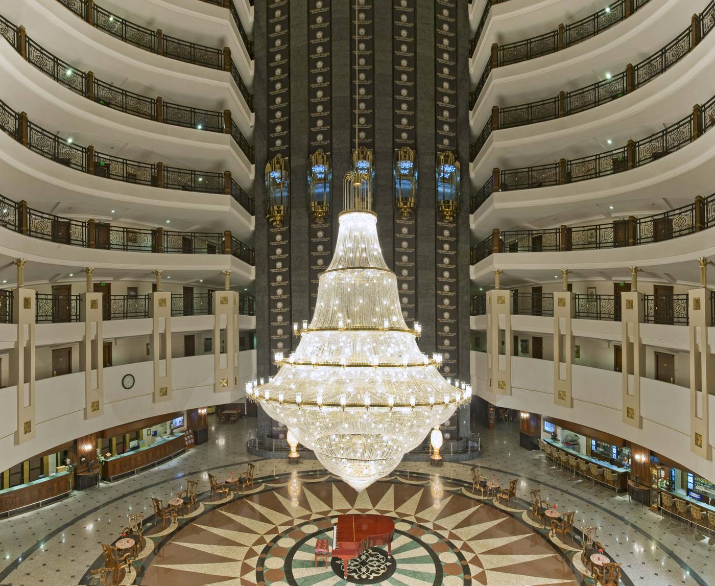 Delphin-Palace-Lobby-16