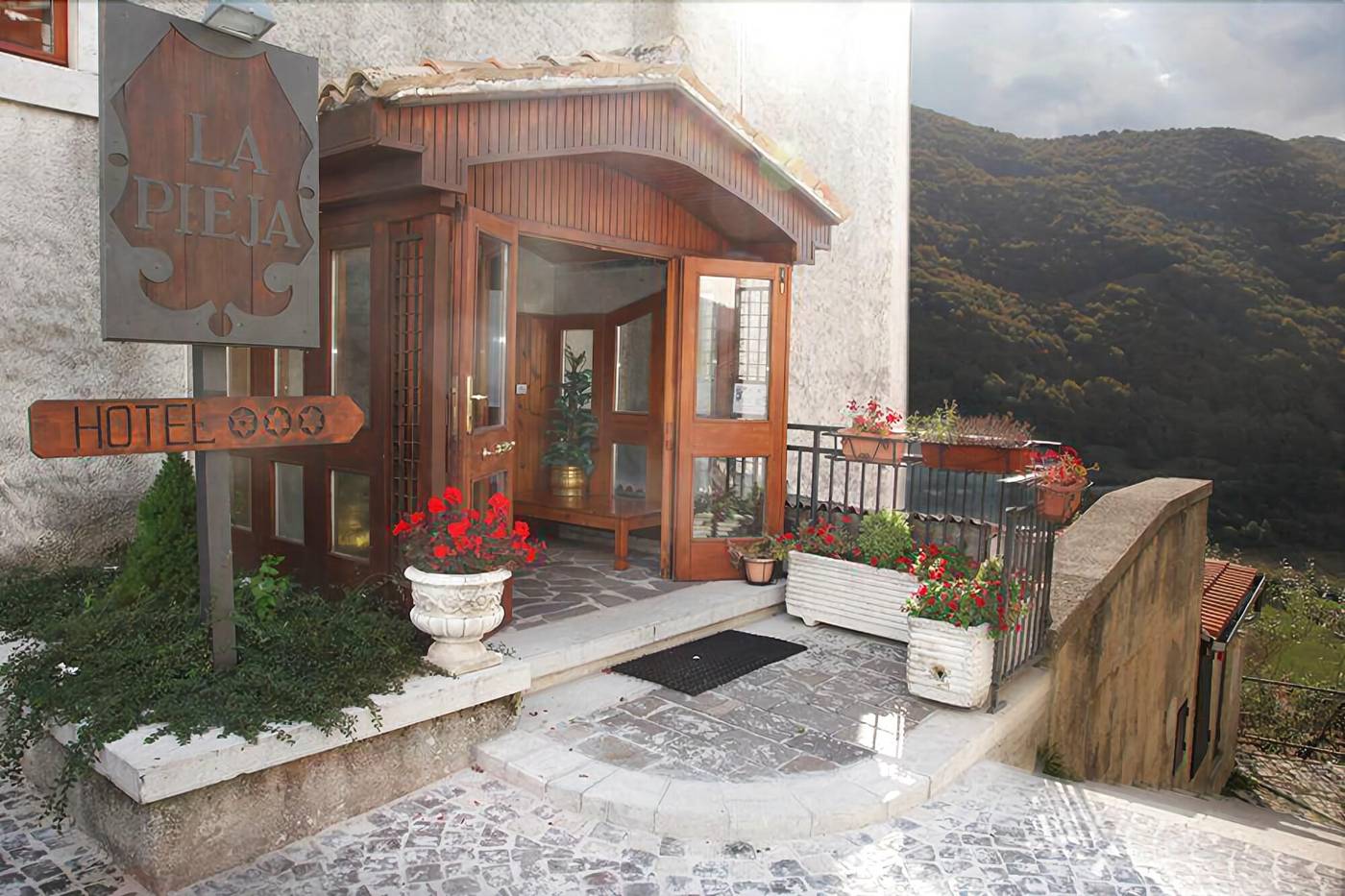 Hotel La Pieja-Italy-OPI-General view-1