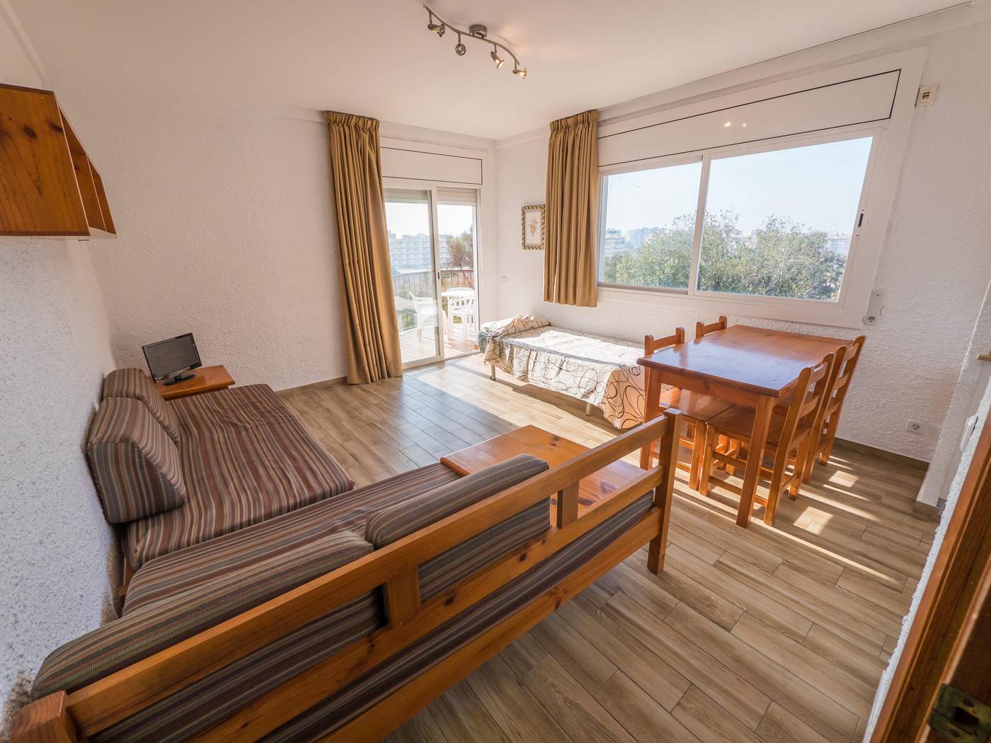 Apartaments-AR-Muntanya-Mar-Room-9